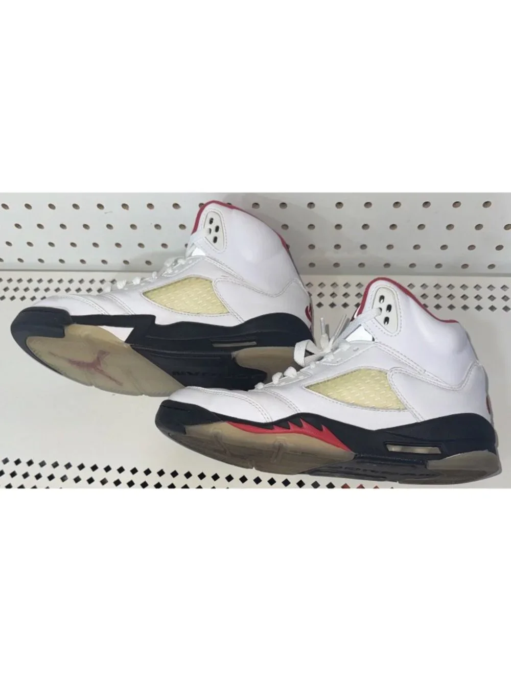 Air Jordan 5 Retro GS White Fire Red 2020 Boys Youth Basketball Shoes Size 6.5Y